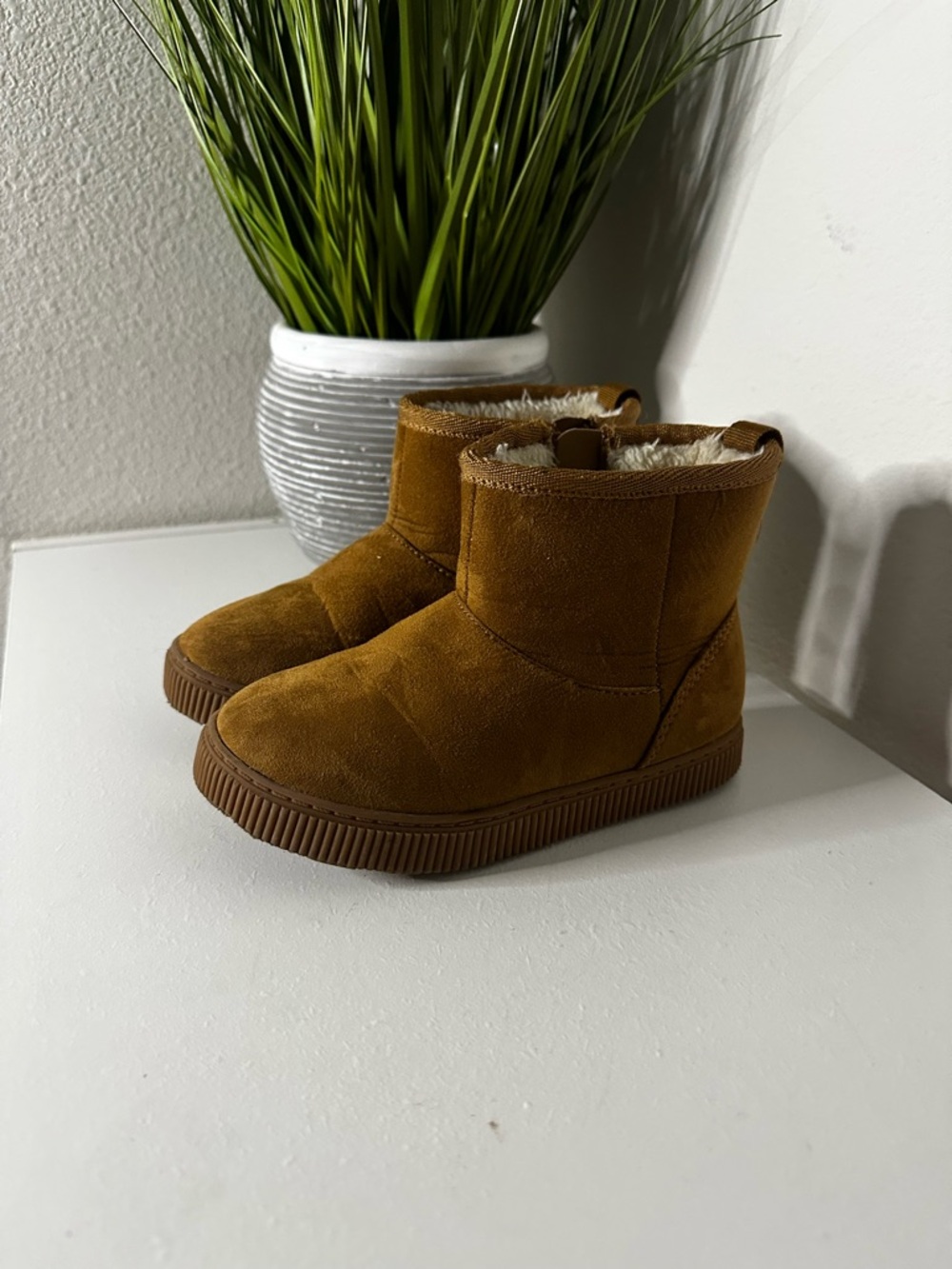 Cat & Jack Kids Brown Faux-Suede Lined Boots